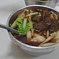 高雄市劉易記牛肉刀削麵 (5).JPG