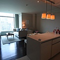 泰國曼谷ORIENTAL RESIDENCE BANGKOK：One Bedroom Suite Park View (1).JPG