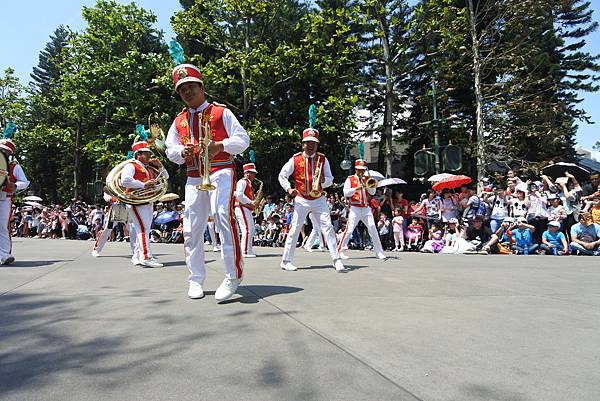 香港迪士尼樂園：迪士尼飛天巡遊 (26).JPG