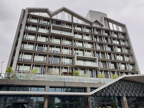 台南市U.I.J HOTEL %26; HOSTEL：外觀 (4).jpg