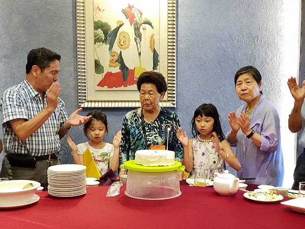 亞亞的2018祖祖慶生會 (30).jpg
