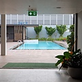 泰國曼谷AVANI Sukhumvit Bangkok：Swimming Pool (25).jpg