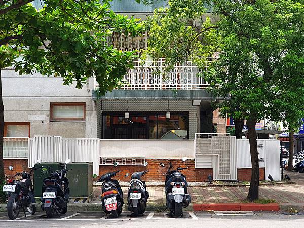 台北市CAFE de GEAR寧波店 (3).jpg