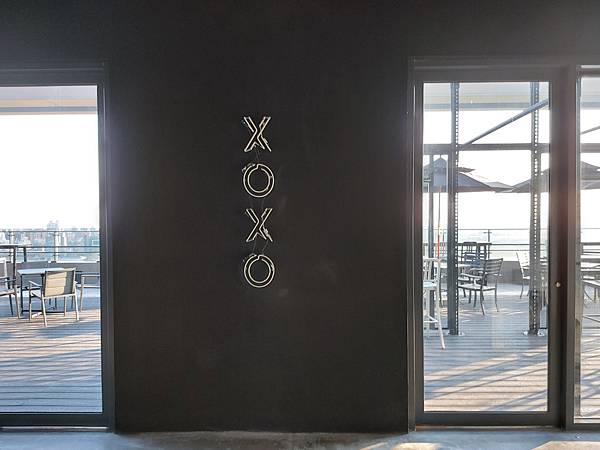 台中市台中MOXY酒店：XOXO Roofbar (8).jpg