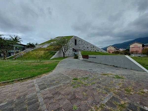 台東縣台東市國立臺東大學圖書資訊館 (33).jpg