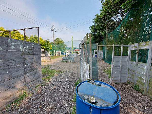 台北縣林口鄉亞太生態園區：軟彈槍對戰 (9).jpg