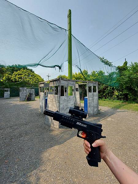 台北縣林口鄉亞太生態園區：軟彈槍對戰 (20).jpg