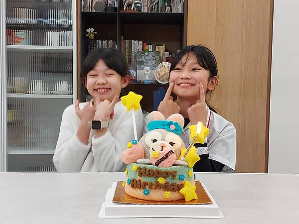 亞亞的11歲生日蛋糕 (11).jpg