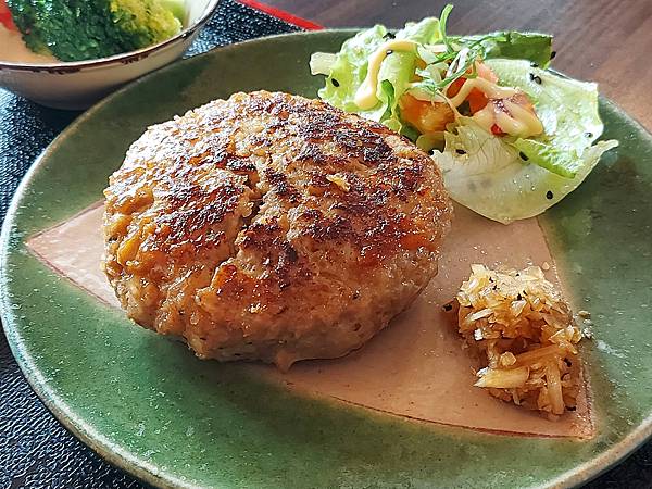 花蓮縣花蓮市神田や 定食 丼もの (5).jpg