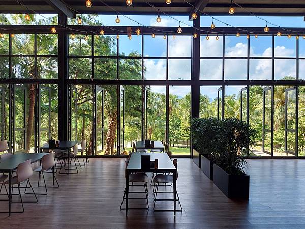 苗栗縣三灣鄉斑比跳跳 X 三灣棕櫚灣:斑比大飯店 (1).jpg