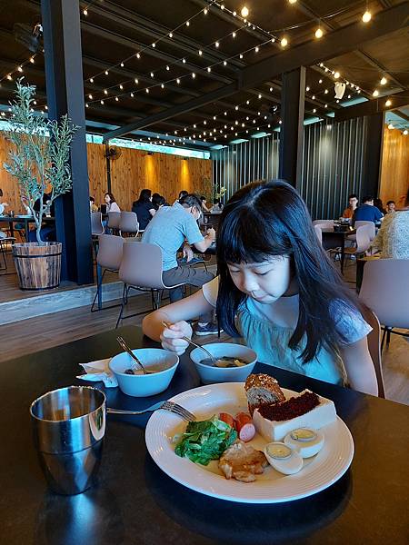 苗栗縣三灣鄉斑比跳跳 X 三灣棕櫚灣:斑比大飯店 (39).jpg