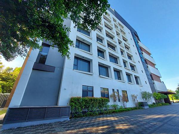 台南縣仁德鄉捷絲旅台南十鼓館:外觀 (8).jpg