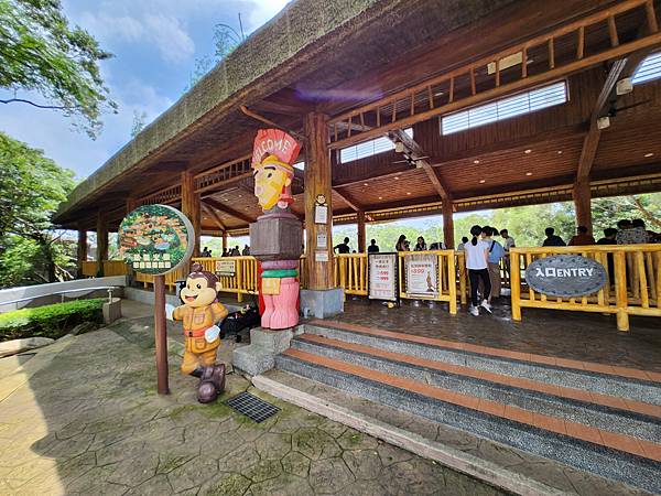 新竹縣關西鎮六福村主題遊樂園：蒸氣火車 (10).jpg