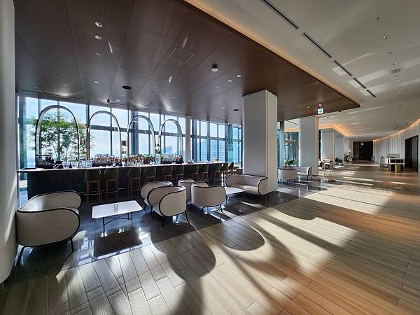 日本神奈川県横浜市三井ガーデンホテル横浜みなとみらいプレミア:BAR BELLO GATTI(バー ベッロ ガッティ) (10).jpg