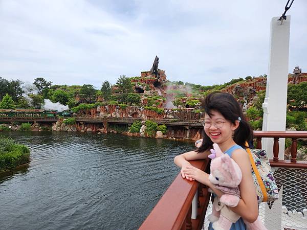 日本千葉県東京ディズニーランド：蒸気船マークトウェイン号 (1).jpg