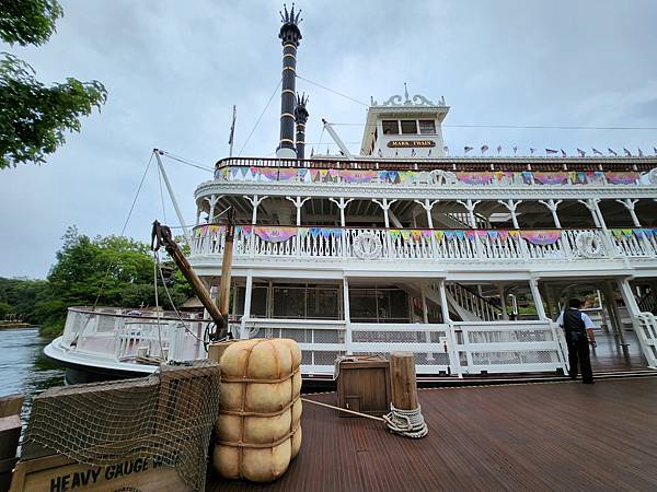 日本千葉県東京ディズニーランド：蒸気船マークトウェイン号 (32).jpg