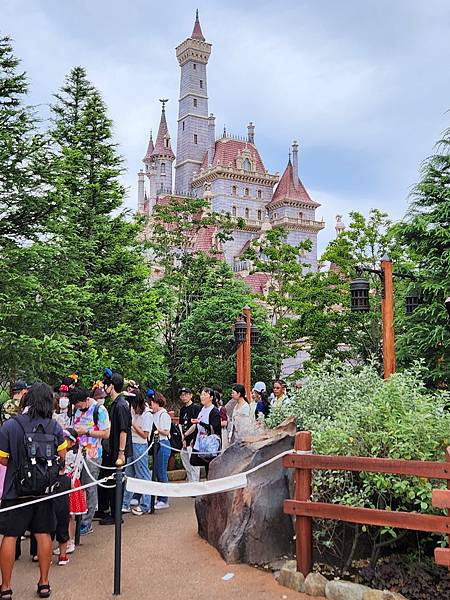 日本千葉県東京ディズニーランド：ビレッジショップス (38).jpg