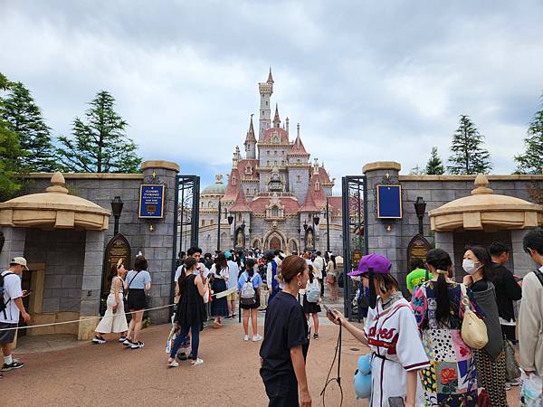 日本千葉県東京ディズニーランド：ビレッジショップス (40).jpg