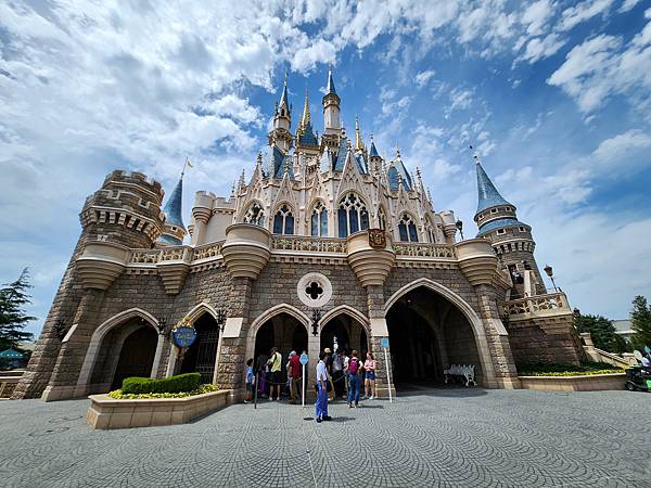 日本千葉県東京ディズニーランド:シンデレラのフェアリーテイル・ホール (14).jpg