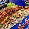 泰國清邁瓦洛洛市場 (3).jpg