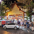 泰國清邁Ploen Ruedee Night Market (20).jpg