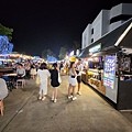 泰國清邁Ploen Ruedee Night Market (24).jpg