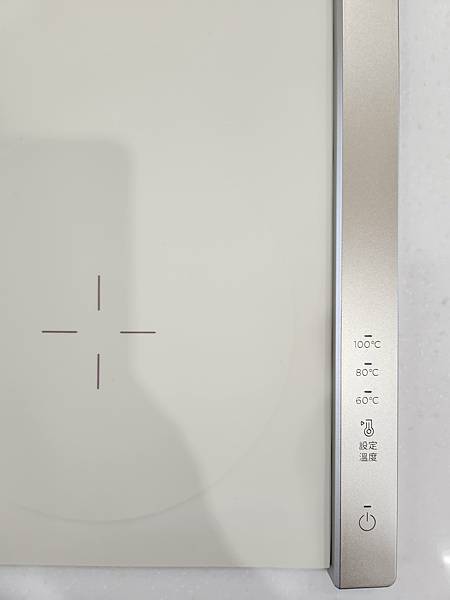 meekee智能恆溫暖菜板 (4).jpg