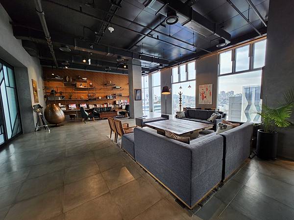 韓國首爾市L7 Hongdae:Blue Roof Lounge (6).jpg 韓國首爾市L7 Hongdae:Blue Roof Lounge (6).jpg