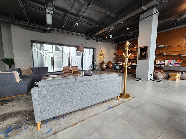 韓國首爾市L7 Hongdae:Blue Roof Lounge (7).jpg 韓國首爾市L7 Hongdae:Blue Roof Lounge (7).jpg