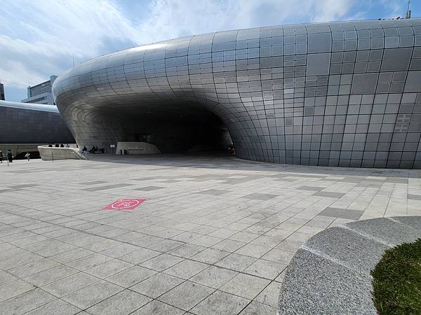 韓國首爾市東大門設計廣場 (26).jpg