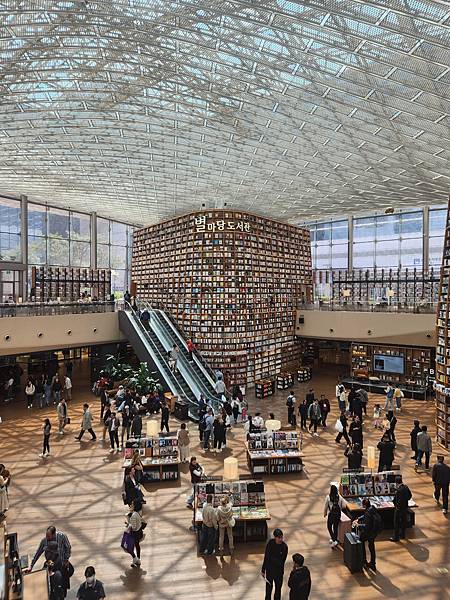 韓國首爾市星空圖書館 (27).jpg 韓國首爾市星空圖書館 (27).jpg