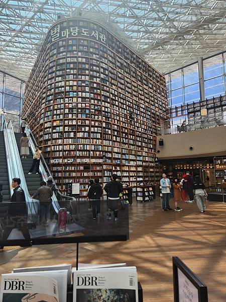 韓國首爾市星空圖書館 (31).jpg 韓國首爾市星空圖書館 (31).jpg