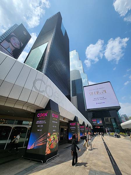 韓國首爾市星空圖書館 (42).jpg 韓國首爾市星空圖書館 (42).jpg