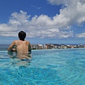 日本沖縄県MB Gallery Chatan by The Terrace Hotels：Rooftop Pool (7).jpg