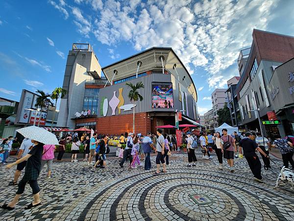 亞亞的大溪員工旅遊【捏陶篇】 (7).jpg