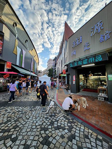 亞亞的大溪員工旅遊【捏陶篇】 (8).jpg