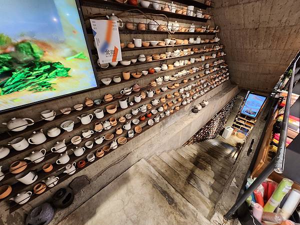 亞亞的大溪員工旅遊【捏陶篇】 (6).jpg