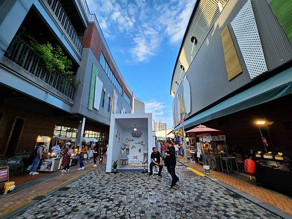 亞亞的大溪員工旅遊【捏陶篇】 (12).jpg