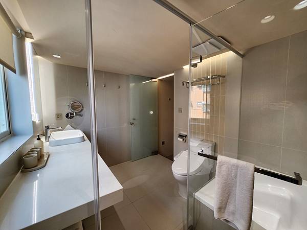 台北市樂爾公寓:標準四人房 (6).jpg