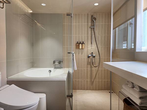 台北市樂爾公寓:標準四人房 (5).jpg