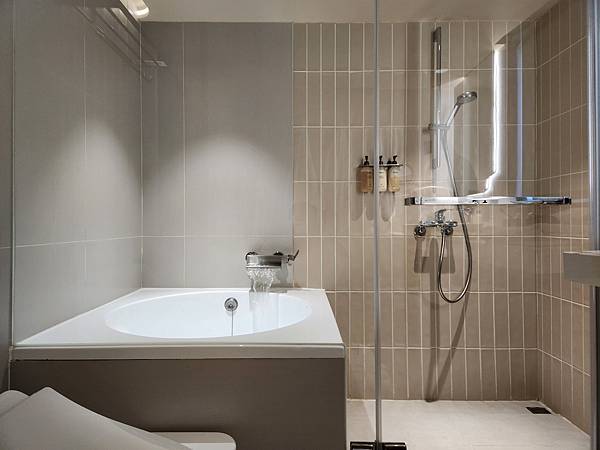 台北市樂爾公寓:標準四人房 (16).jpg