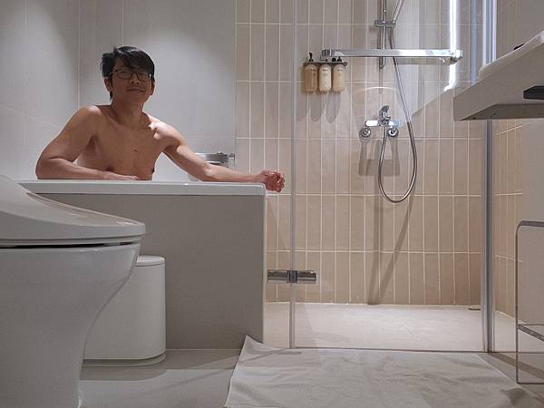 台北市樂爾公寓:標準四人房 (24).jpg