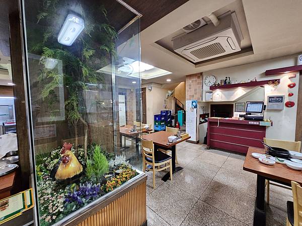 韓國釜山廣域市元祖首爾蔘雞湯(원조서울삼계탕) (9).jpg