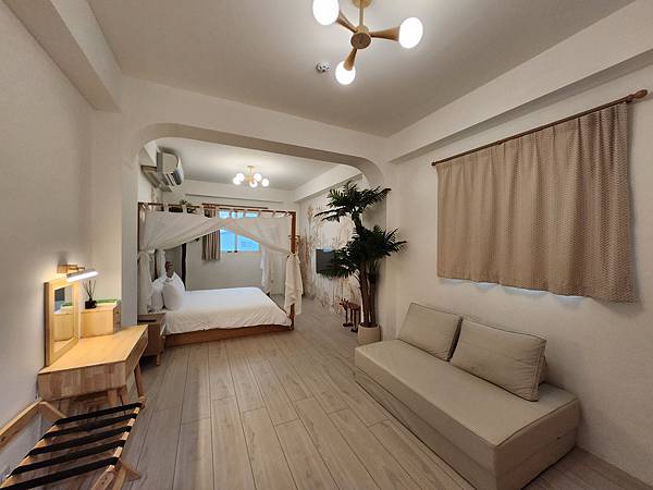 宜蘭縣壯圍鄉生生園The Wild(樂彎腰):ROOM 3F GIRAFFE (2).jpg