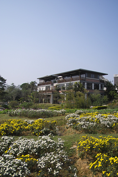 台中市東籬農園洋食館+花.jpg