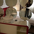 台北市八方美學商旅精緻美學客房浴室鏡2.JPG