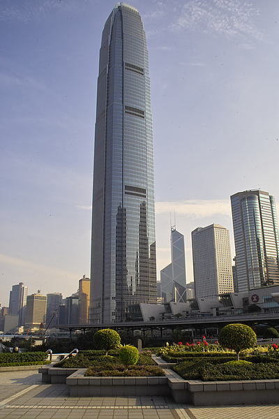 香港IFC二期大樓全景.jpg