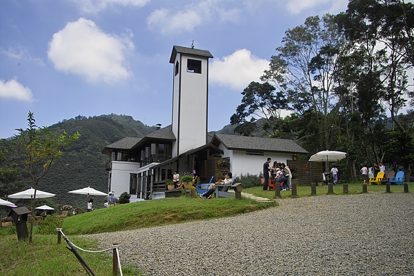 新竹縣尖石鄉薰衣草森林餐廳全景3.jpg