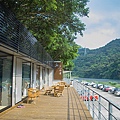 台北縣名流水岸慢食藝術館餐廳戶外Deck.jpg