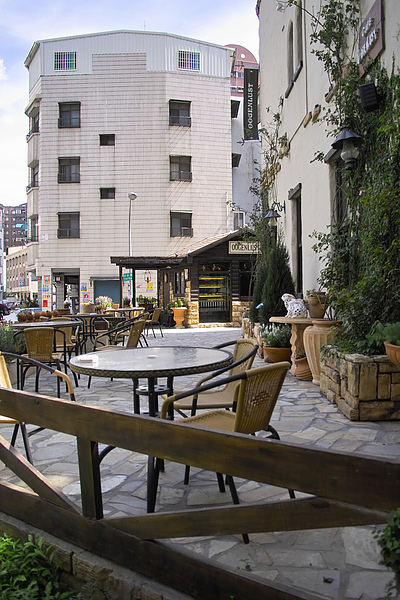 高雄市鄔珍那斯特庭園餐廳主建築+副建築.jpg